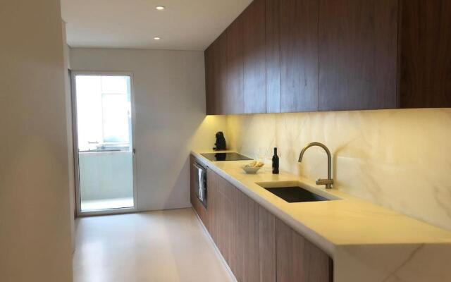 Architectural poetry in an unique 3bdrs view flat