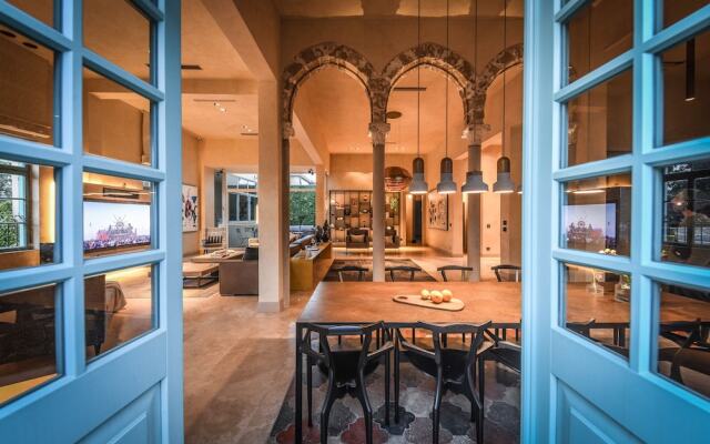 The Pearl of Jaffa Lux Apt by Sea N Rent