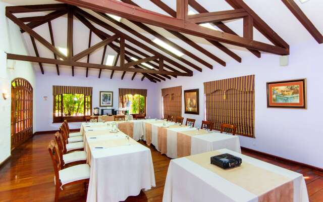 Hotel Rincon de Puembo, BW Signature Collection