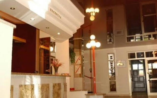 Hotel Restauracja Varia