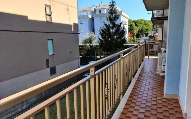 Comfy Flat Near the Beach