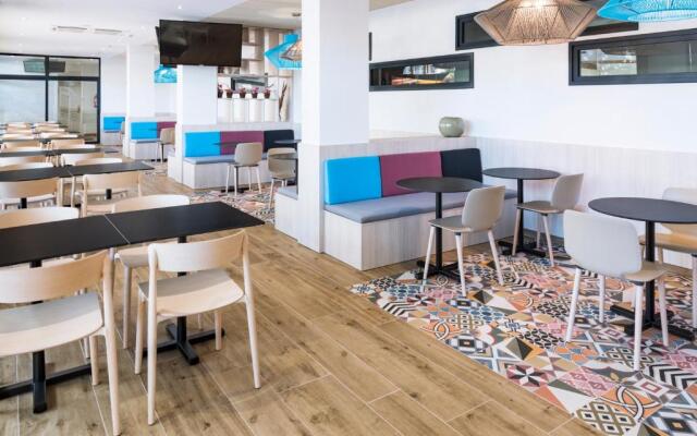 Ponient Aparthotel Marinada