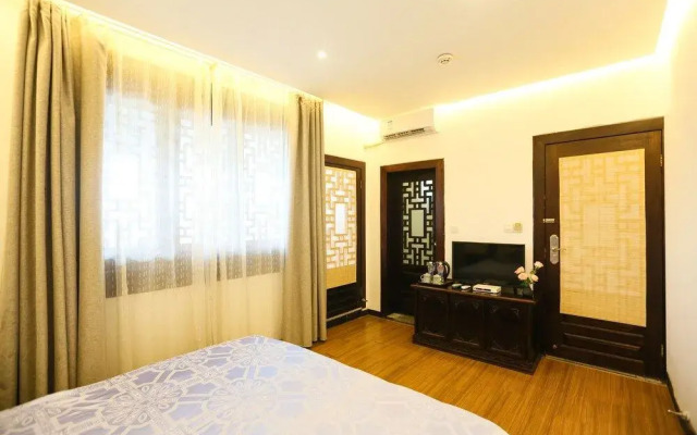 West street No.8 Inn