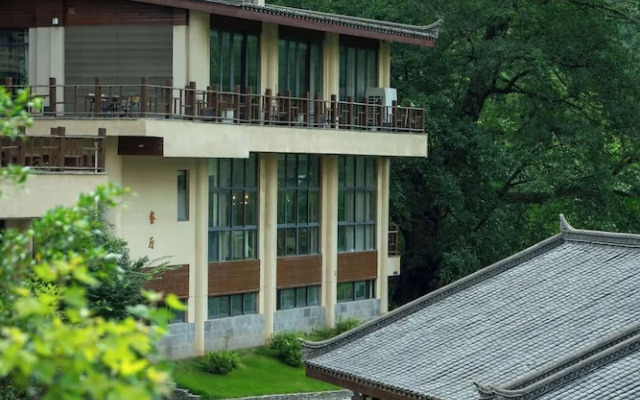 Zhensu Canyon Sanctuary