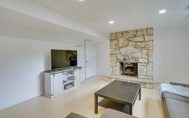 Convenient Salt Lake Area Vacation Rental!