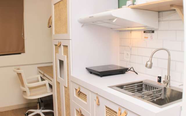 Minimalist Design Studio At Meikarta Apartment