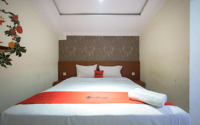 Hotel O Siwalankerto Near Surabaya Carnival