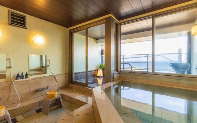 Kameya Rakan Hot Springs Ryokan