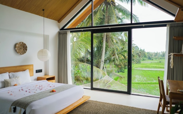 Dzen Greenfield Villa 8 – Guest Rooms – Ubud
