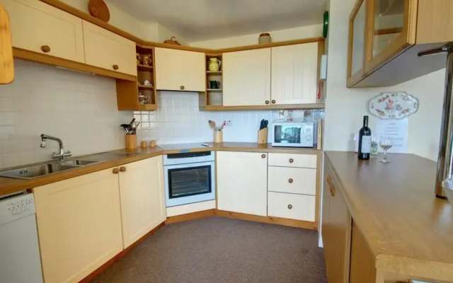 Flat 24 Clifton Court Croyde