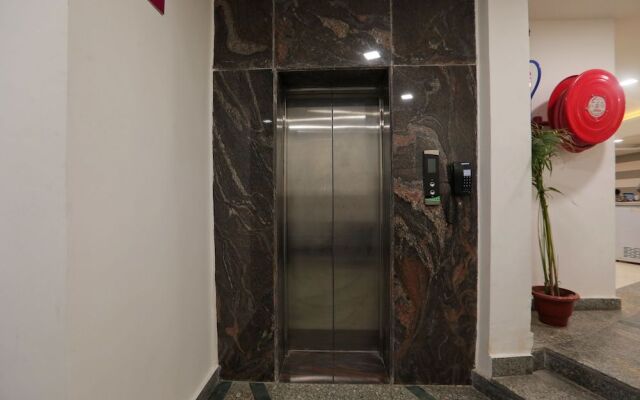 OYO 43440 Hotel Belmorrise