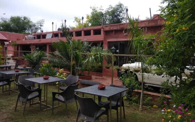 Zigzag Hostel Agra