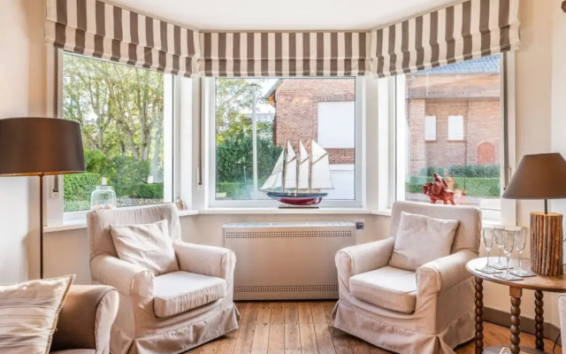 Villa Near De Panne Beach With Sea Views