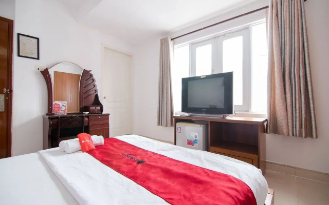 Reddoorz Plus Near Thao Dien