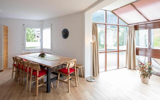 Agrimonia - 5,5-Zi Duplex Wohnung bis 9 Personen mit eigenem Garten