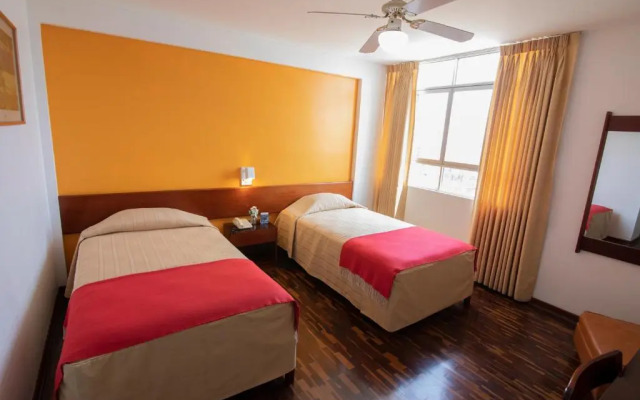 Hotel y Centro de Convenciones CHAVIN