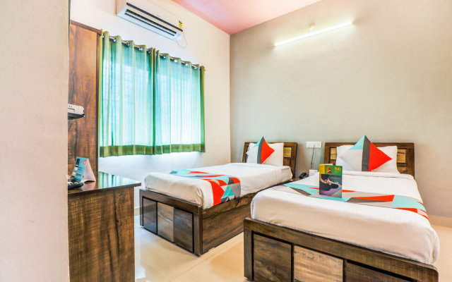 FabHotel Diamond Residency, Airport Road