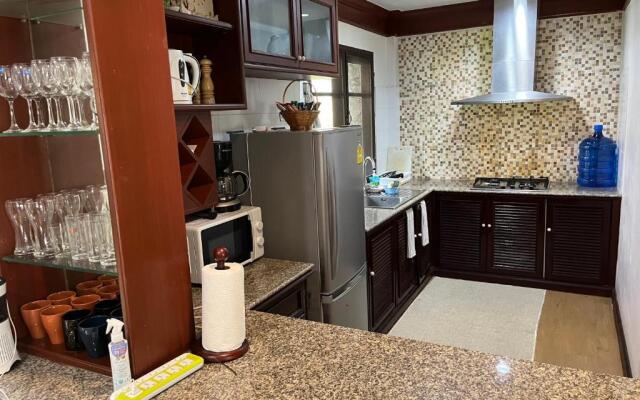 Rock Garden E28 Pool villa