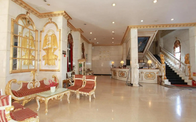 Royal Garden – Lobby – Kunming