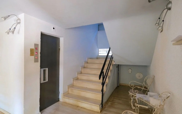 Beach chic Glyfada Athens riviera by GHH