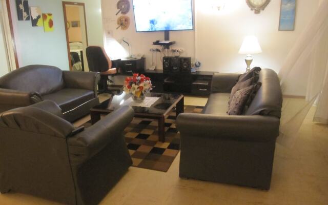 Captain Cook Apartments