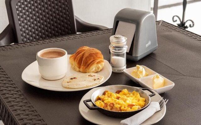 Ayenda 1030 Elegant Suites