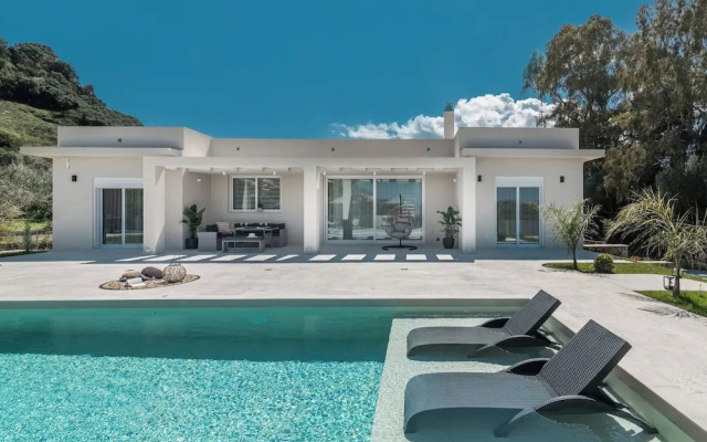 Melissia Luxury Villa