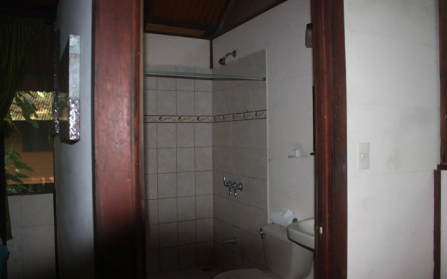 Hotel Rana Roja