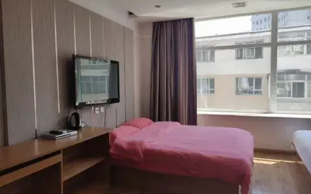 Tonghua Junyi Fashion Hotel