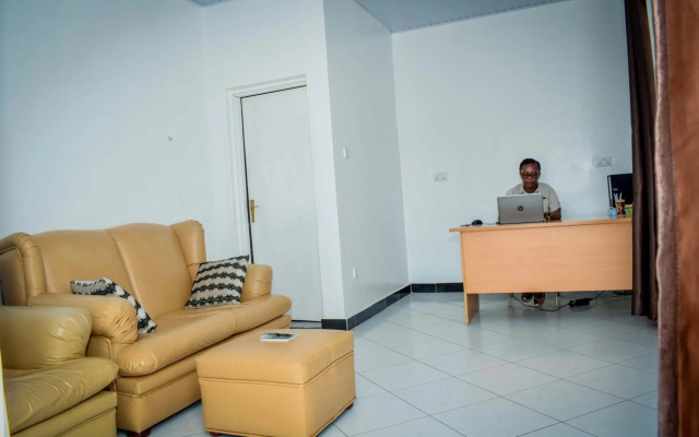 Inzozi Africa House B&B-Gishushu