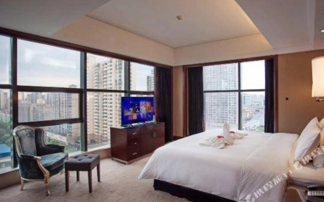 Jinlong Yufeng Hotel