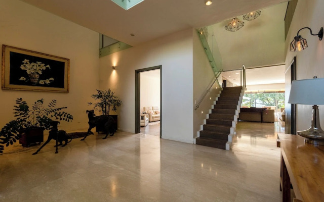 Exclusive House with Lake Chapala Access