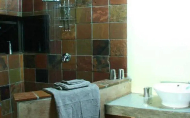 Leselo La Bontshi Lodge