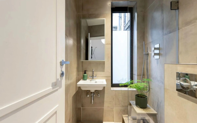 Spacious and Charming Brixton Home