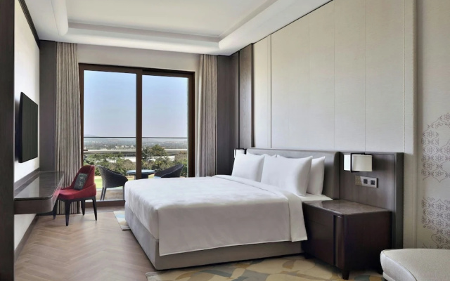 JW Marriott Bengaluru Prestige Golfshire Resort & Spa