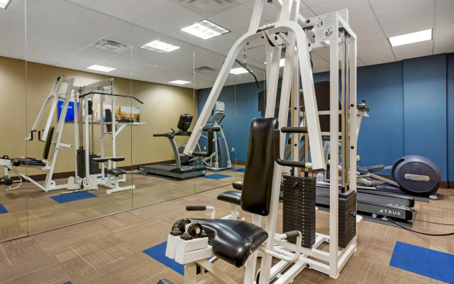 Comfort Inn & Suites Presidential - Downtown Little Rock