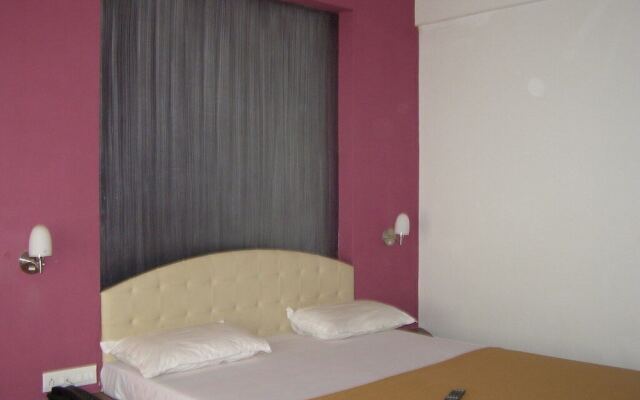 Hotel Sanai Residency