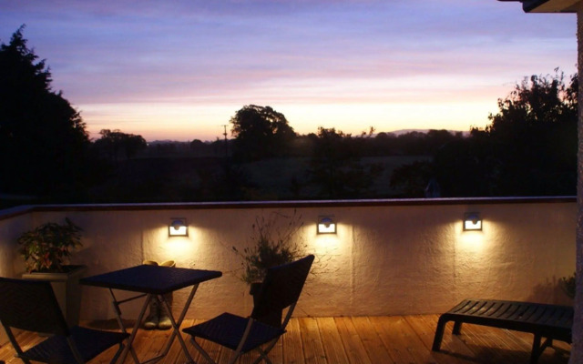 Orchard Side Bed and Breakfast