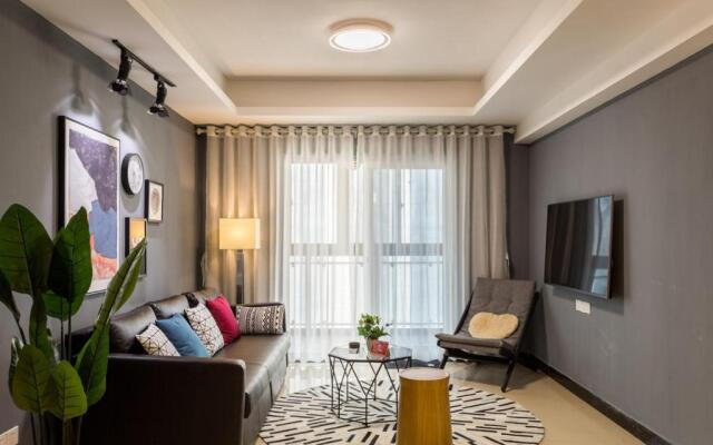 Wuhan Jianghan·Hankou Railway Station· Locals Apartment 00120600