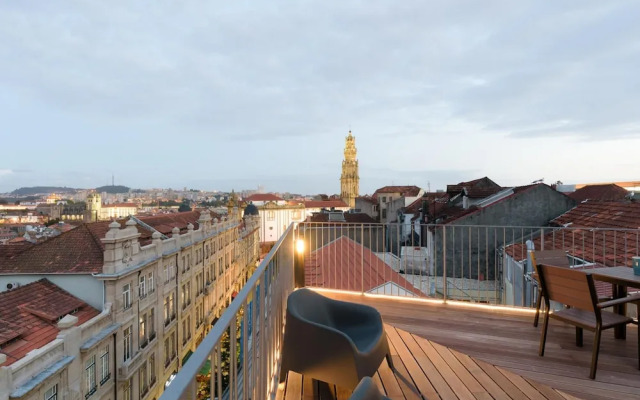 Iconic Nightlife Studio 204