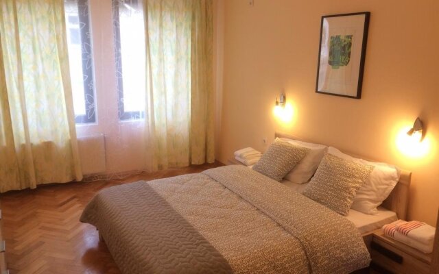 Hotel Hinovi Hvoyna