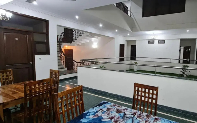 Nook Inn & Suites Mg Road Metro