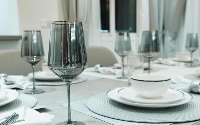 Luxury Modern White Villa on Island 9,500 sqft