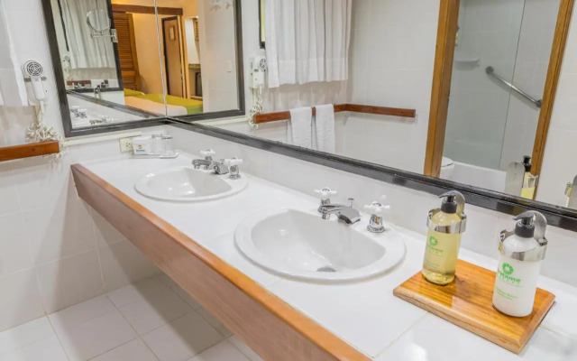 Hotel Irotama Bungalows & Bohios