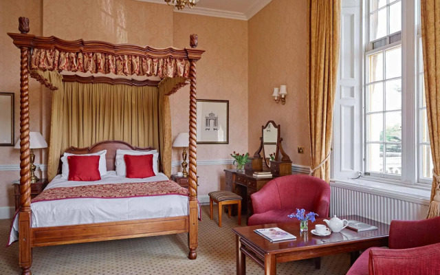 Dumbleton Hall Hotel