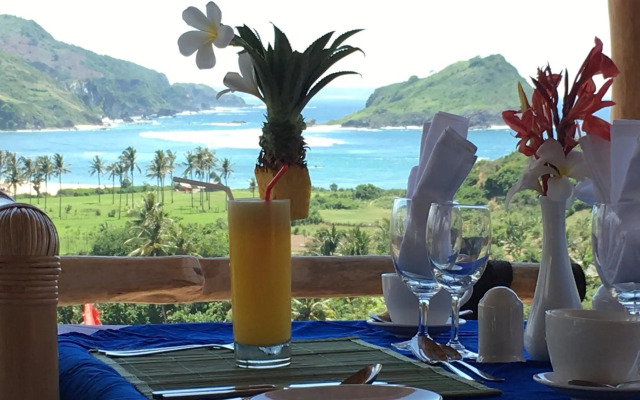 Blue Monkey Villas Resort & Ocean View
