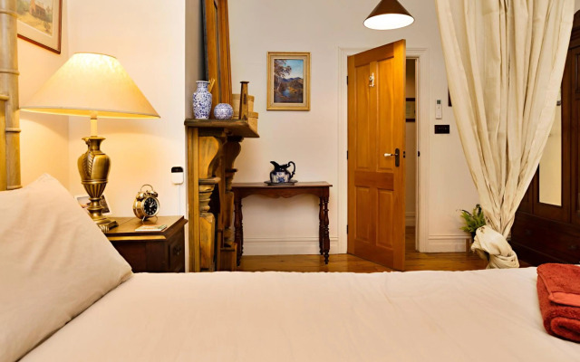 Mortimer's Lodge, Chiltern