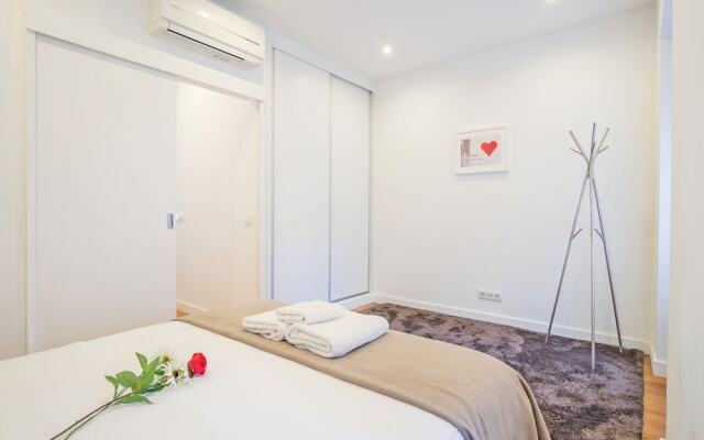 Principe Real Charming and Modern Apartment