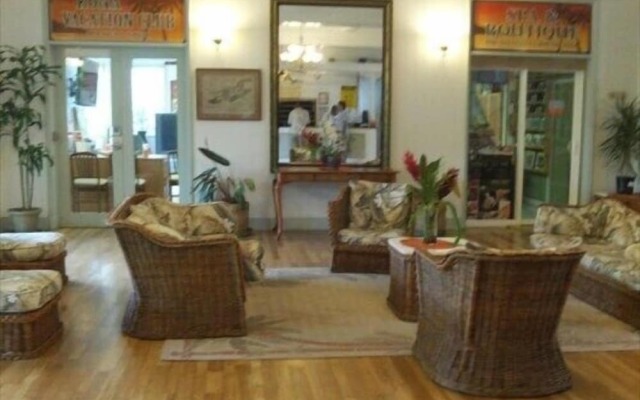 Kona Islander Inn Condos