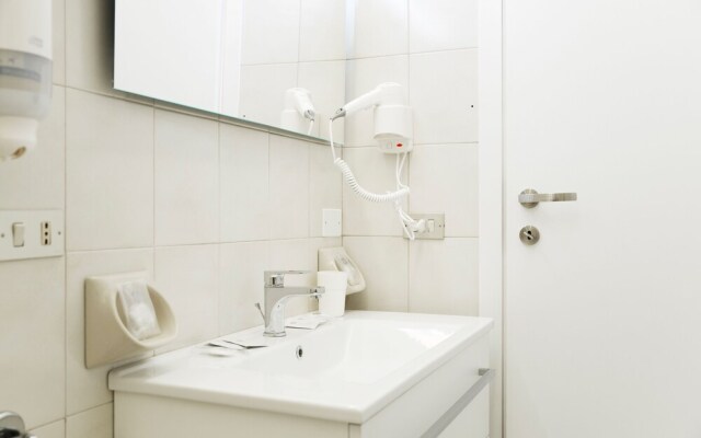 10 - 12 Tourist House Apartment Centre Bologna